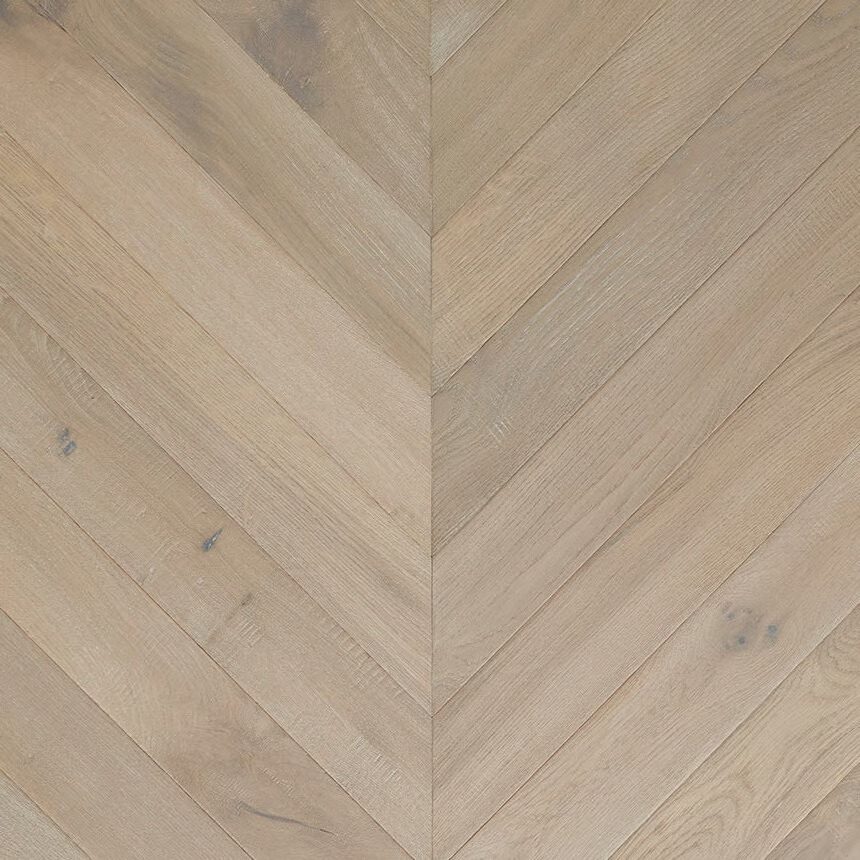 Light oak chevron parquet