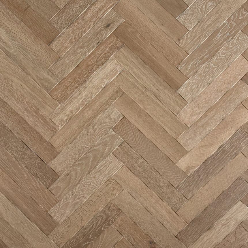 Light oak herringbone parquet
